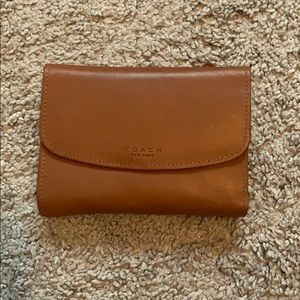 Light Brown Leather Coach Clutch Wallet